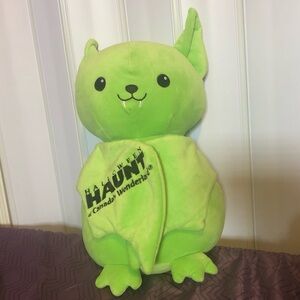 Canada’s Wonderland Halloween Haunt Bat Plush